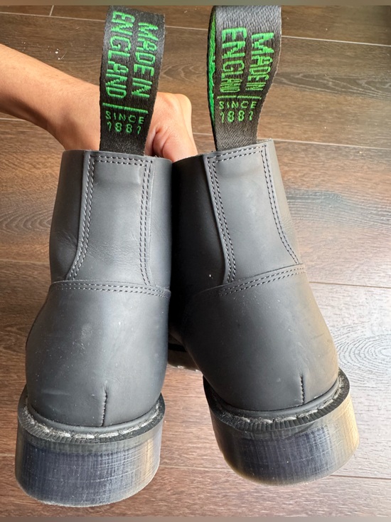 LIKE NEW Solovair Black Greasy 6 Eye Astronaut Boots main image 7